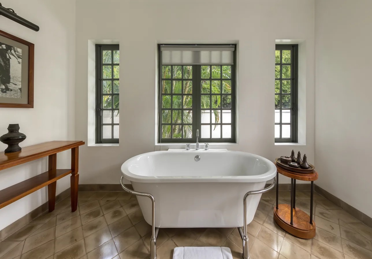 Bathroom Mold Removal in North Decatur, GA